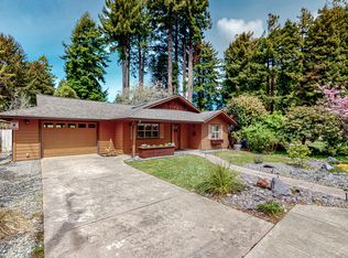 1615 Hayes St, Eureka, CA 95501