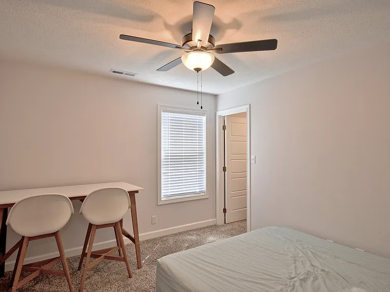279 Bluebriar Trce — Photo 40