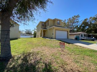 440 61st Ave NE, Saint Petersburg, FL 33703