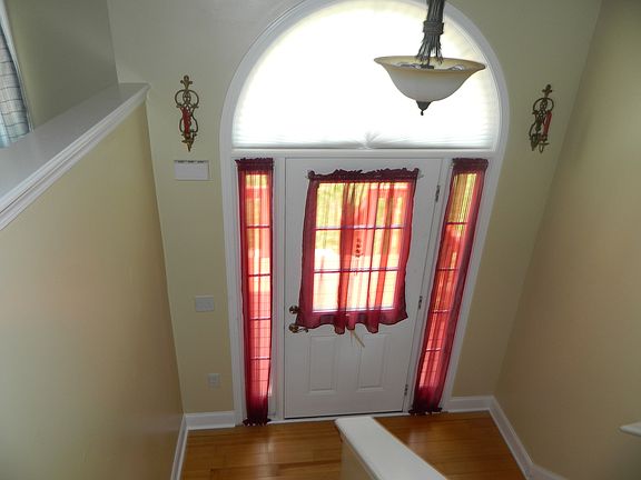 4th image of 3872 Mill Glen Dr