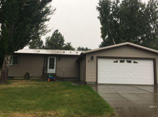4 Sage Ct, Colstrip, MT 59323