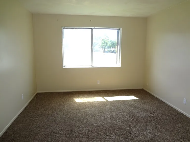 4642 S Arlington Park Dr — Photo 12