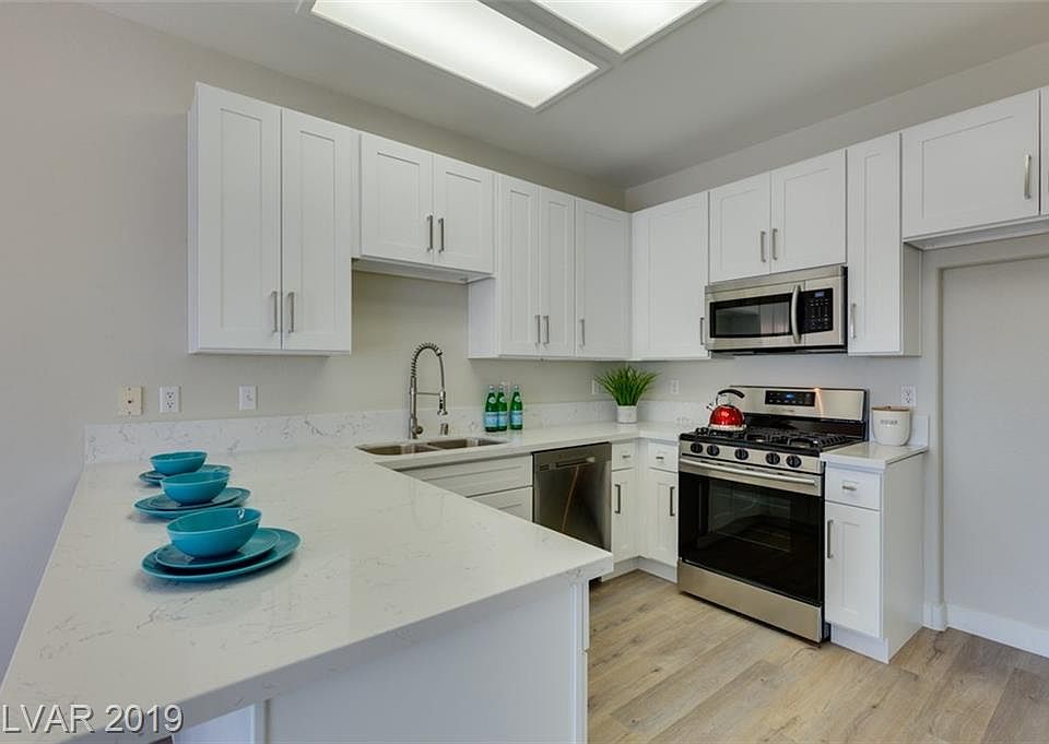 1st image of 11001 Mission Lakes Ave