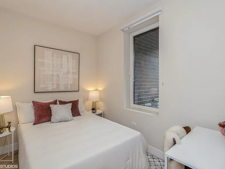 3043 W Irving Park Rd #502 — Photo 14