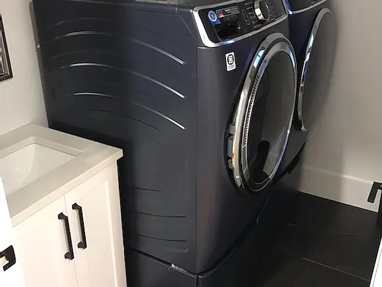 Washer & Dryer