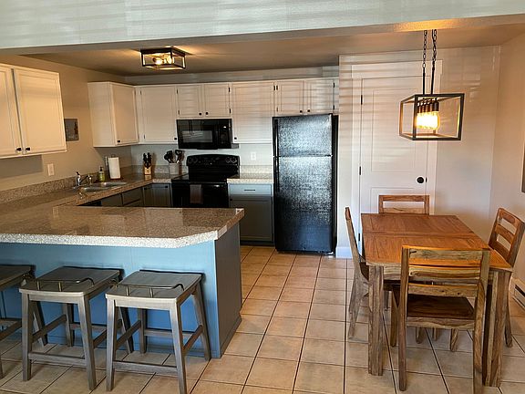 3rd image of 300 Washington St #107