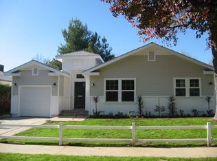 7455 Leescott Ave, Van Nuys, CA 91406