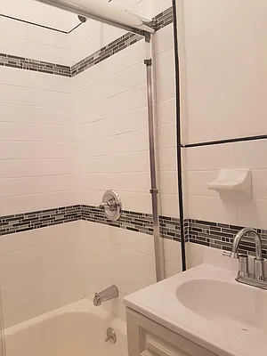 Rented by BRICK & GALO REALTY CORP | media 7