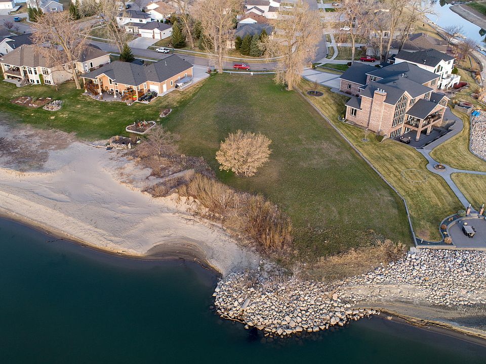 2nd image of 4920 Harbor Trl SE