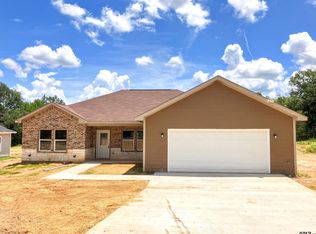 133 S Quillie Ave, Mount Pleasant, TX 75455