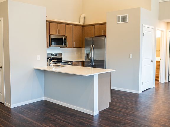 5th image of 2021 29th Pl NW