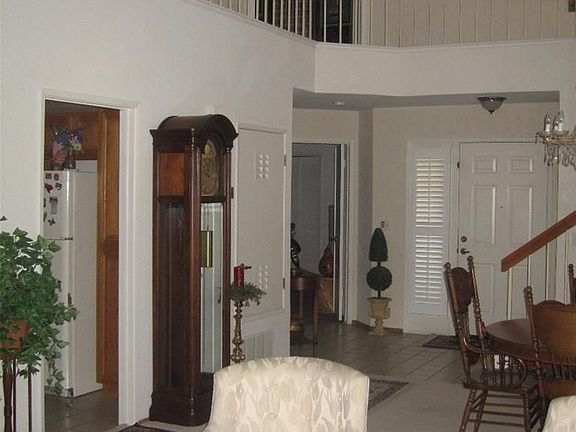 4th image of 2058 University Park Dr