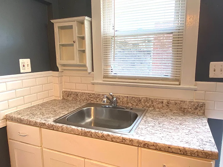 69 Prospect St #3 — Photo 2