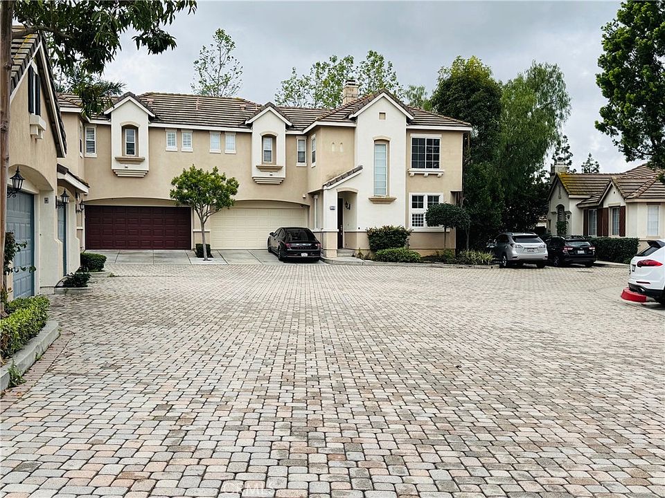 1st image of 229 Seacountry Ln