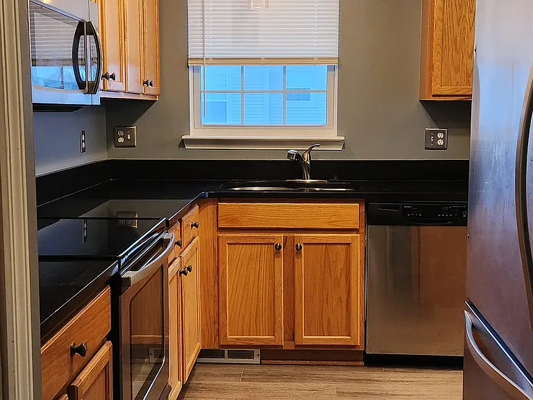 Kitchen 1