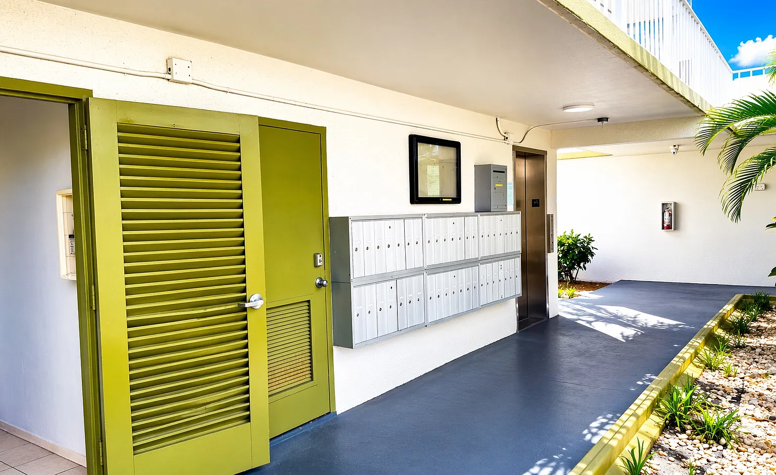 2 bed, 1252 sqft, $2,000 — Photo 3