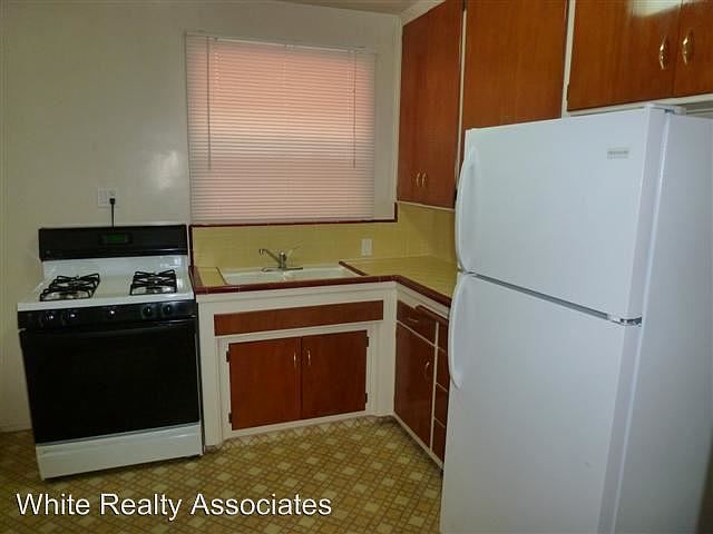 2nd image of 1745 E Appleton St APT 2