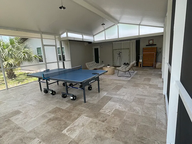 Screened patio