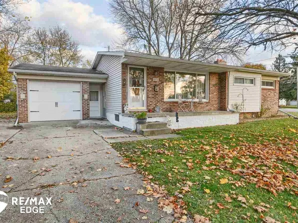 604 E Chelsea Cir, Davison, MI 48423