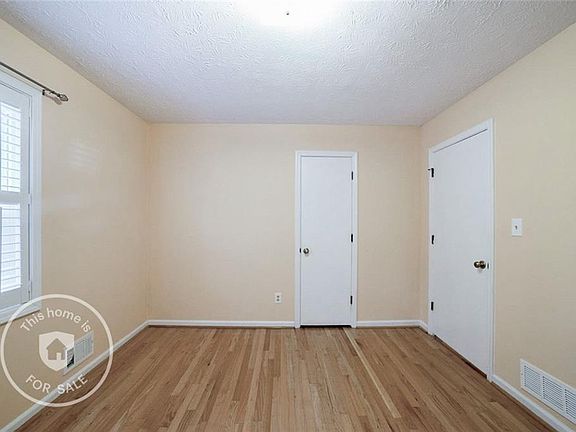 4th image of 1176 Westwood Pl