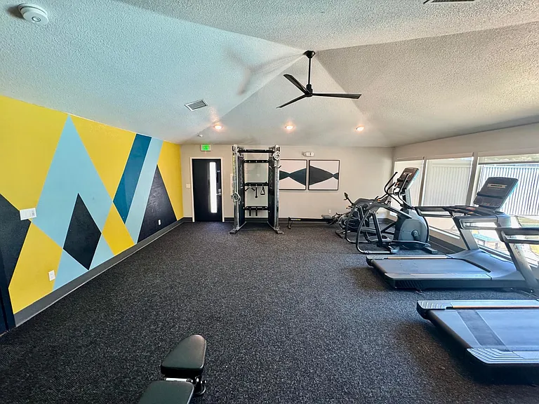 450 Alameda Del Prado #I — Photo 13