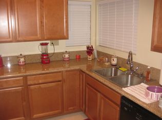 28601 Calle Del Lago APT D, Murrieta, CA 92563