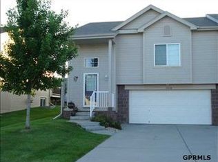 5058 N 154th St, Omaha, NE 68116