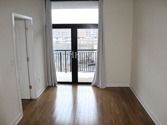 5th image of 610 Newark St APT 6B