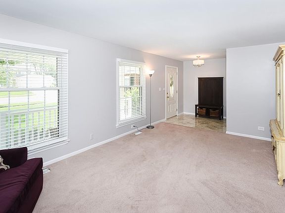3rd image of 1703 S Milbrook Ln