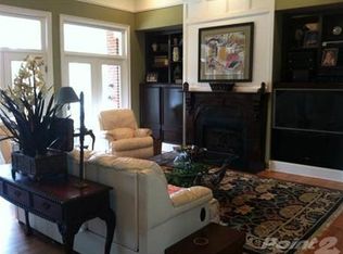 1 Cedar View Dr, Savannah, GA 31410