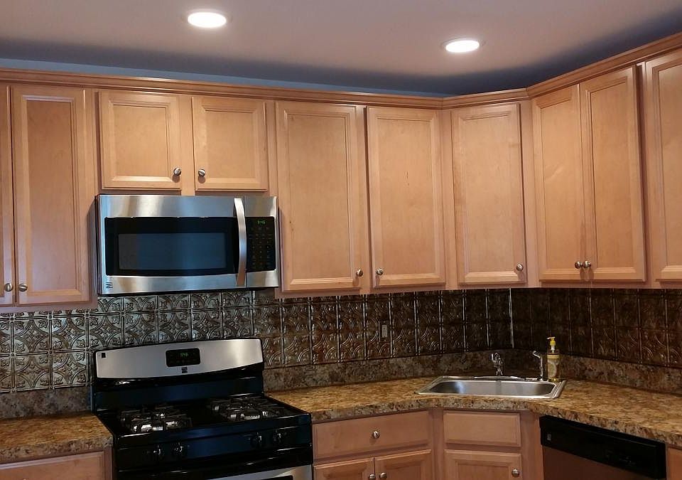 Renovated Kitchen -Brand New Appliances