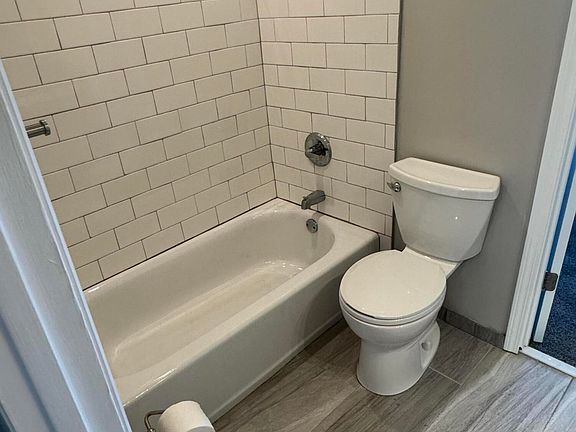 3rd image of 234 Buena Vista Dr