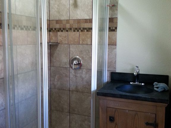 2nd image of 405 5th Ave SW