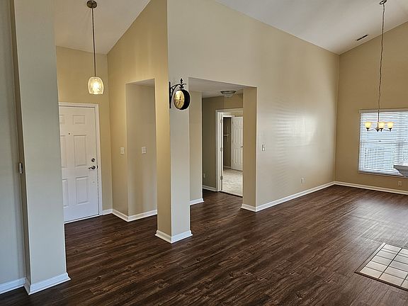 2nd image of 7735 Chesapeake Dr W