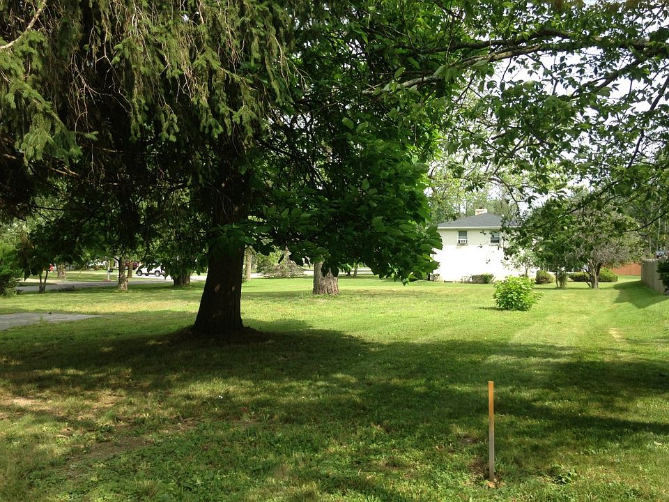 1st image of 42 Pinebrook Ave