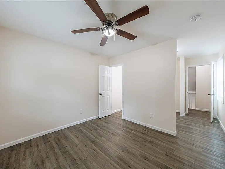 1248 Falling Water Dr SE — Photo 23