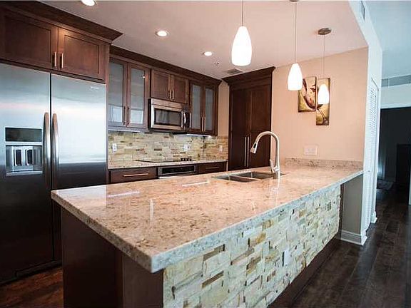 2nd image of 300 S Biscayne Blvd #T-1904