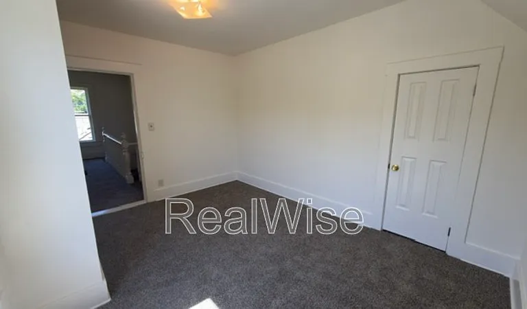1105 SE Pine St — Photo 20