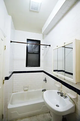 Rented by Bohemia Realty Group | media 22