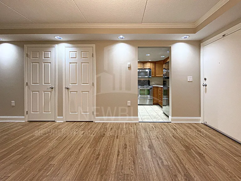 530 N Main Street - The Townhouse. — Photo 30