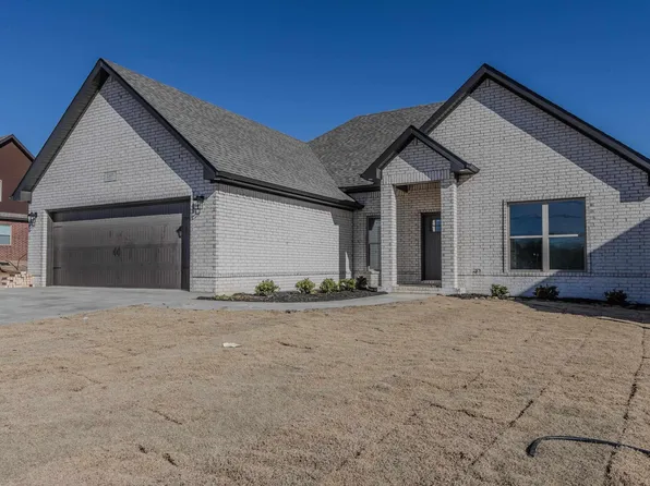 2307 S 20th St, Paragould, AR 72450