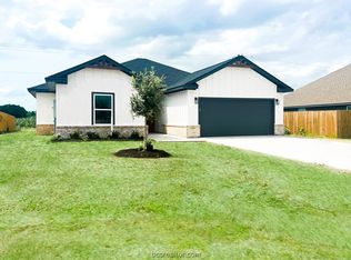 107 Brazos Bnd, Snook, TX 77878