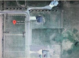 2943 5th Ave NW, Jamestown, ND 58401