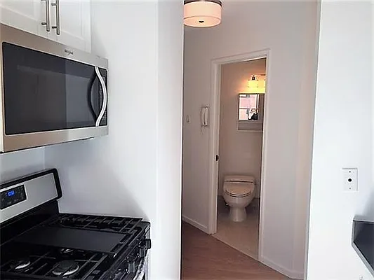 Rented by Inoue Realty | media 20