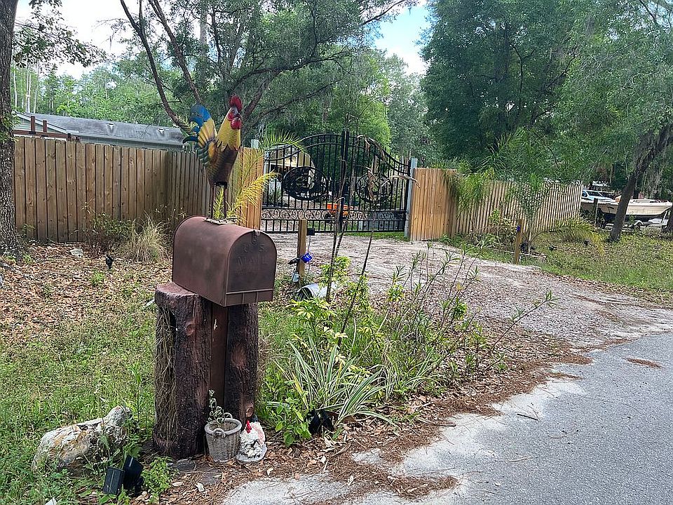1st image of 1666 Country Woods Dr