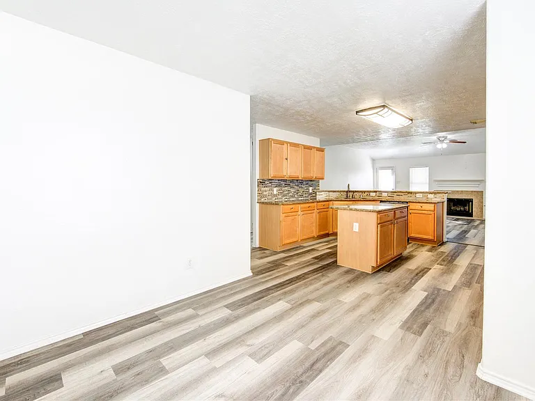 7930 Northfork Hollow Ln — Photo 19
