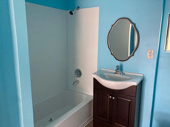5th image of 4122 Ernest Dr