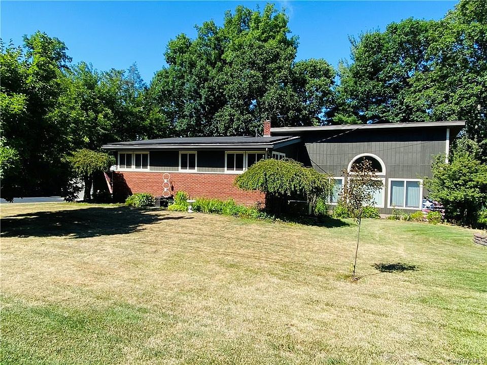 1st image of 24 Canterbury Ave
