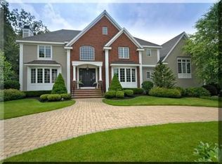 4 Barron Ct, Andover, MA 01810