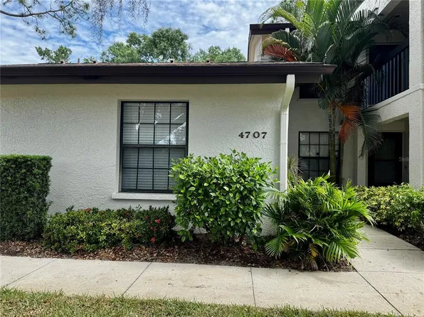 4707 Winslow Beacon, Sarasota, FL